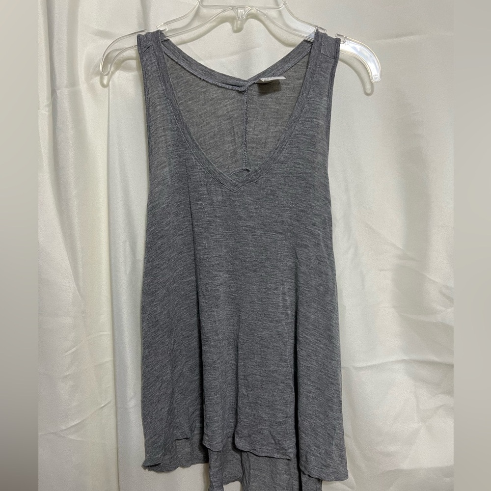 Tresics sleeveless shirt